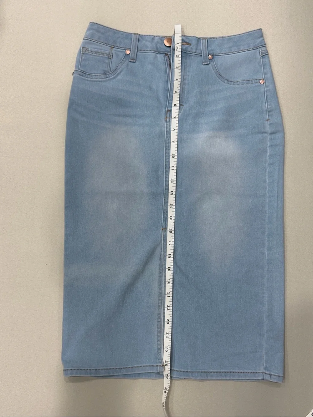 1822 Denim Blue Stretch Denim Skirt Front Slit 27” Comfortable Fit Size 6 - Picture 12 of 12